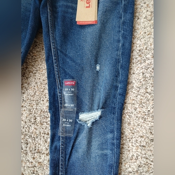 Levi's 711 skinny dark blue jeans 👖 - Picture 5 of 6